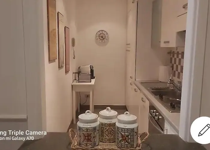 Lovely At Saint Peter's Square Vatican روما