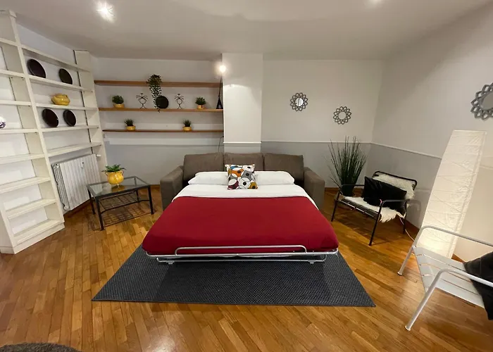 Lovely At Saint Peter's Square Vatican